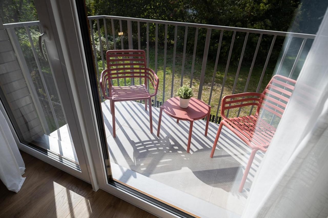 B85 Suites Varsovie Extérieur photo