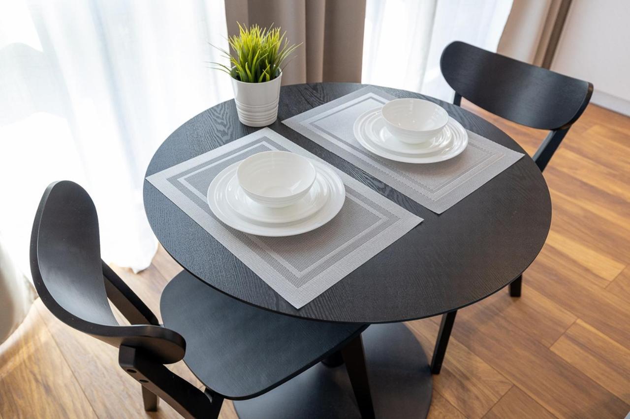 B85 Suites Varsovie Extérieur photo