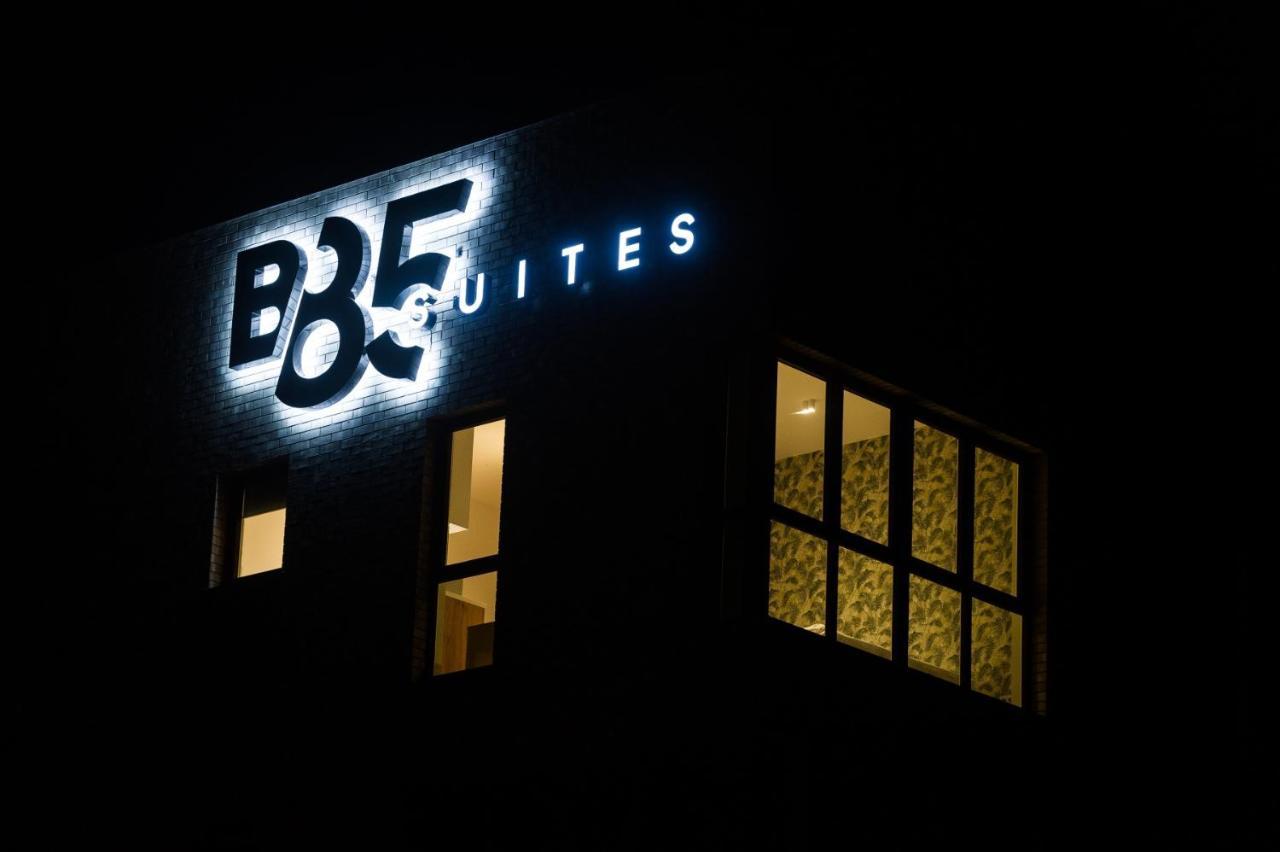 B85 Suites Varsovie Extérieur photo