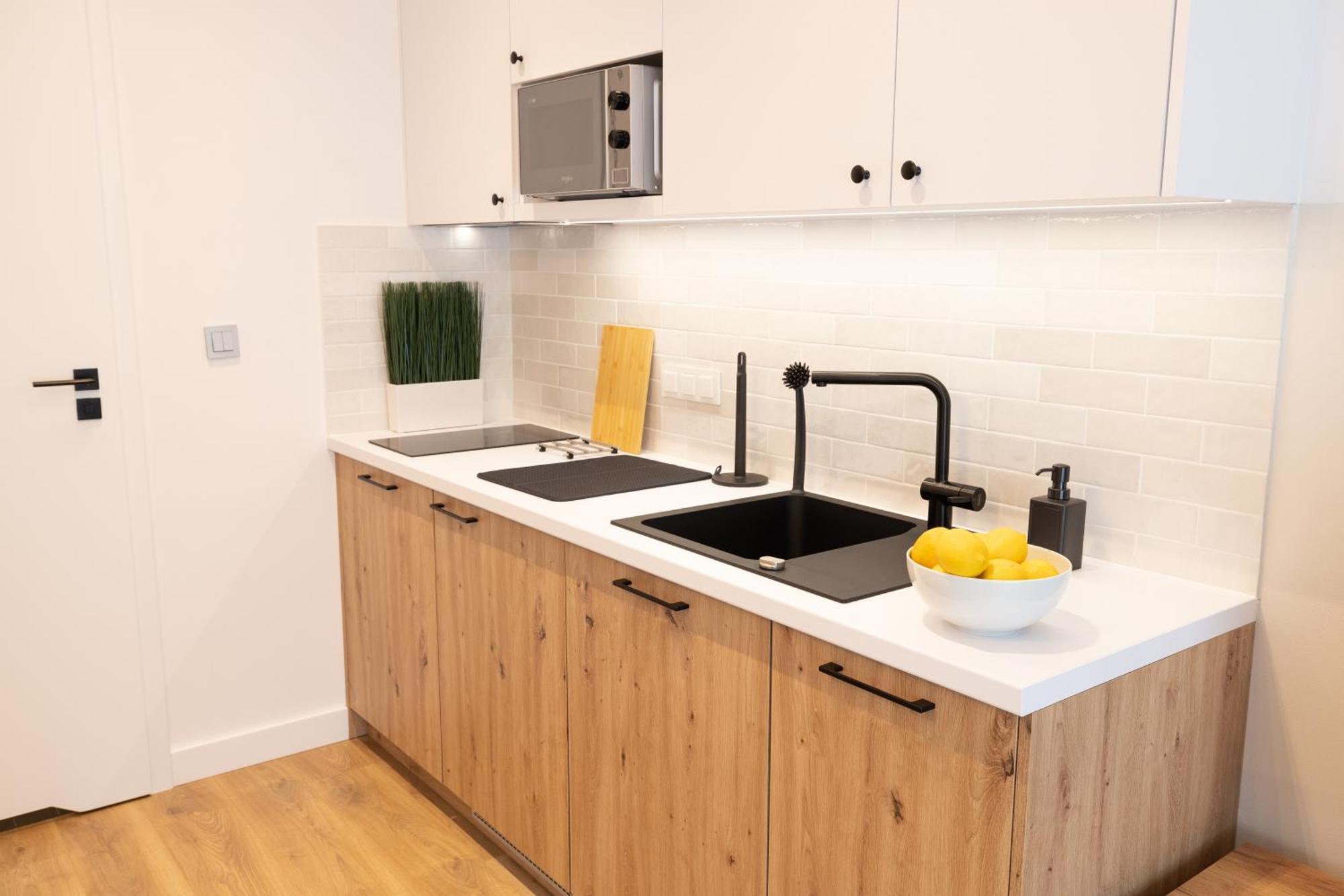B85 Suites Varsovie Extérieur photo