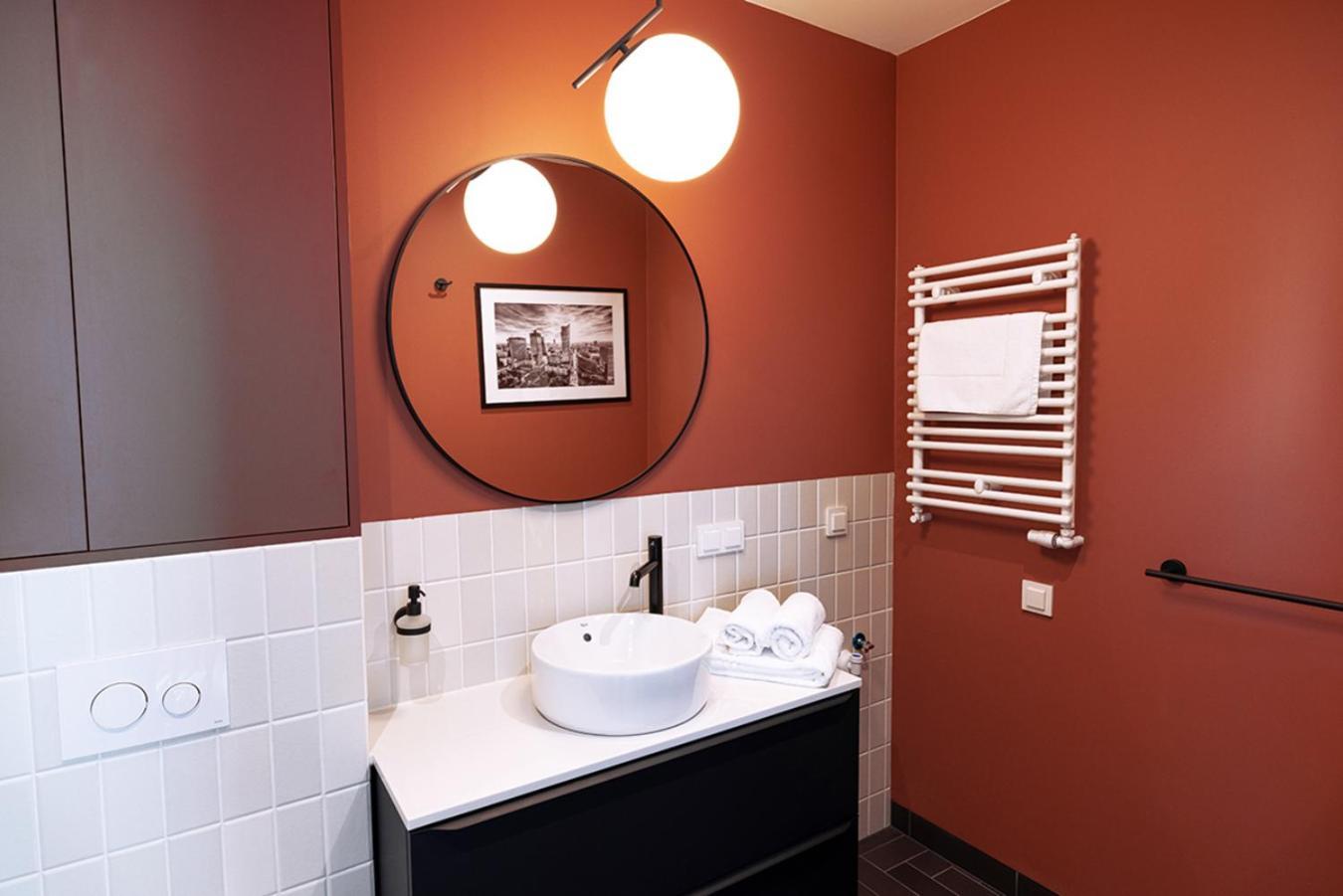 B85 Suites Varsovie Extérieur photo